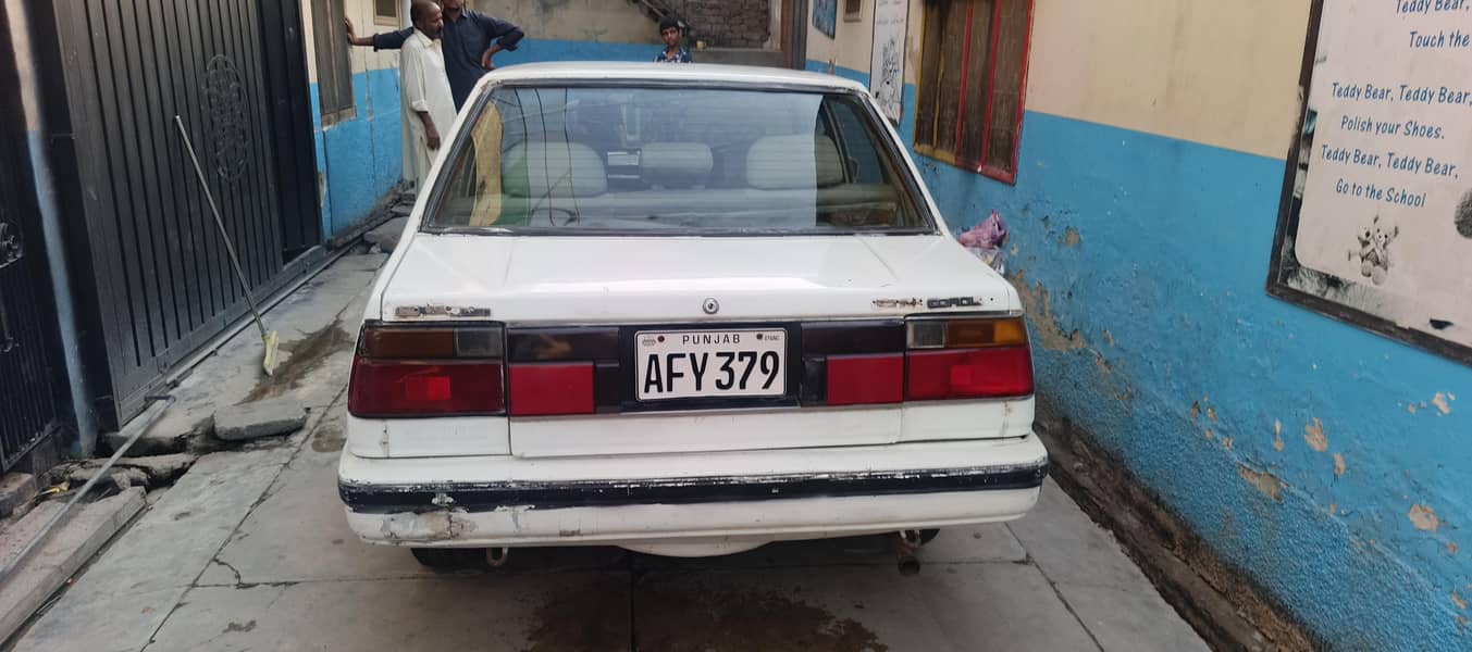 Toyota Corolla 86 model - Cars - 1120424389