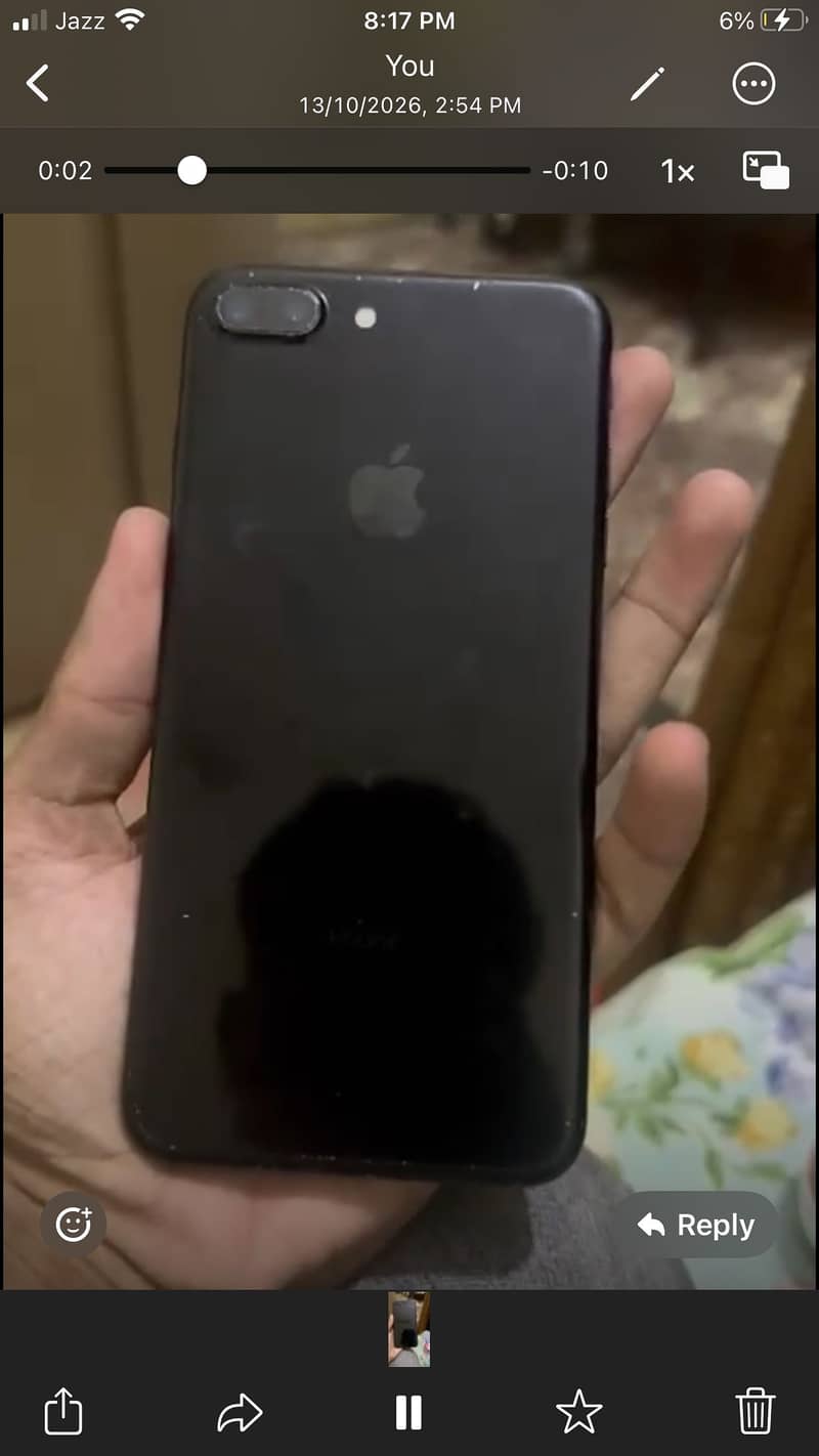 Apple iPhone 7 Plus 0