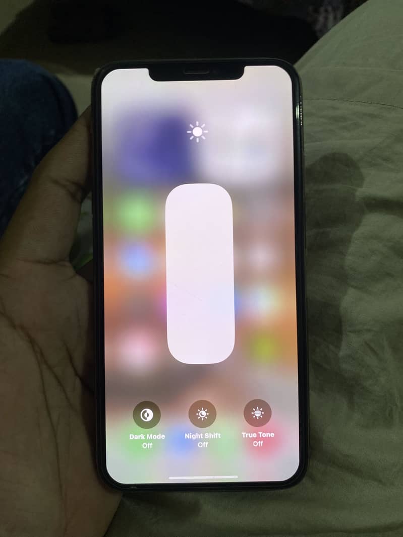 Apple iPhone 11 Pro Max 7