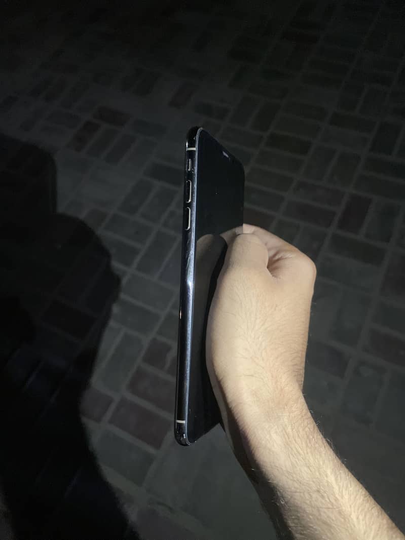 Apple iPhone X 1