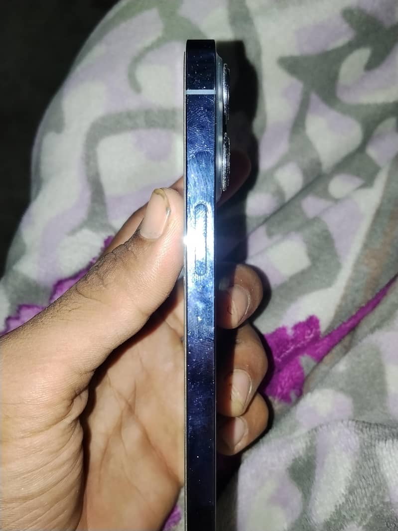 Apple iPhone 13 Pro Max 5
