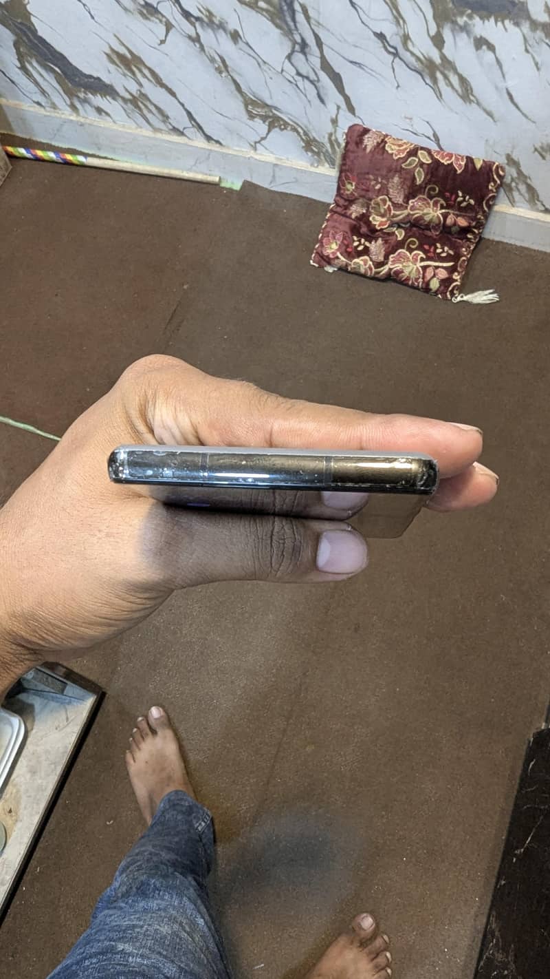 Google Pixel 6a 4