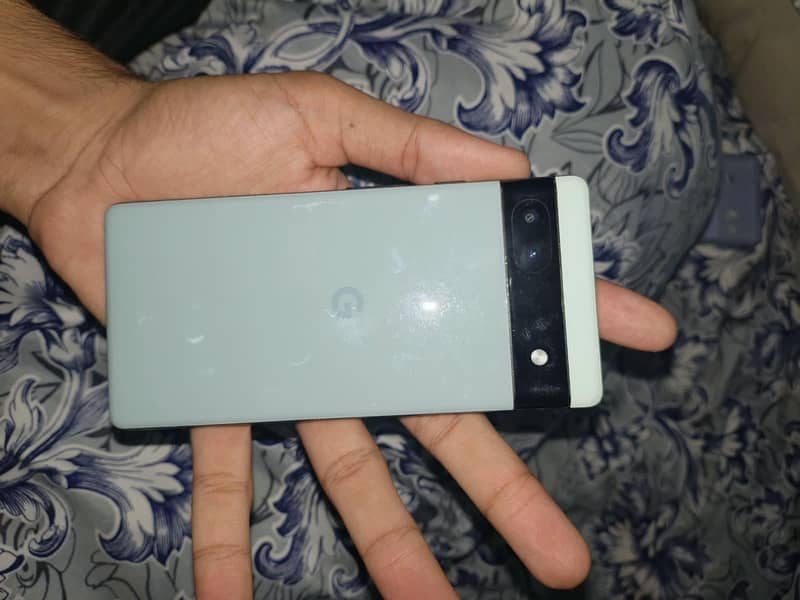 Google Pixel 6a 5