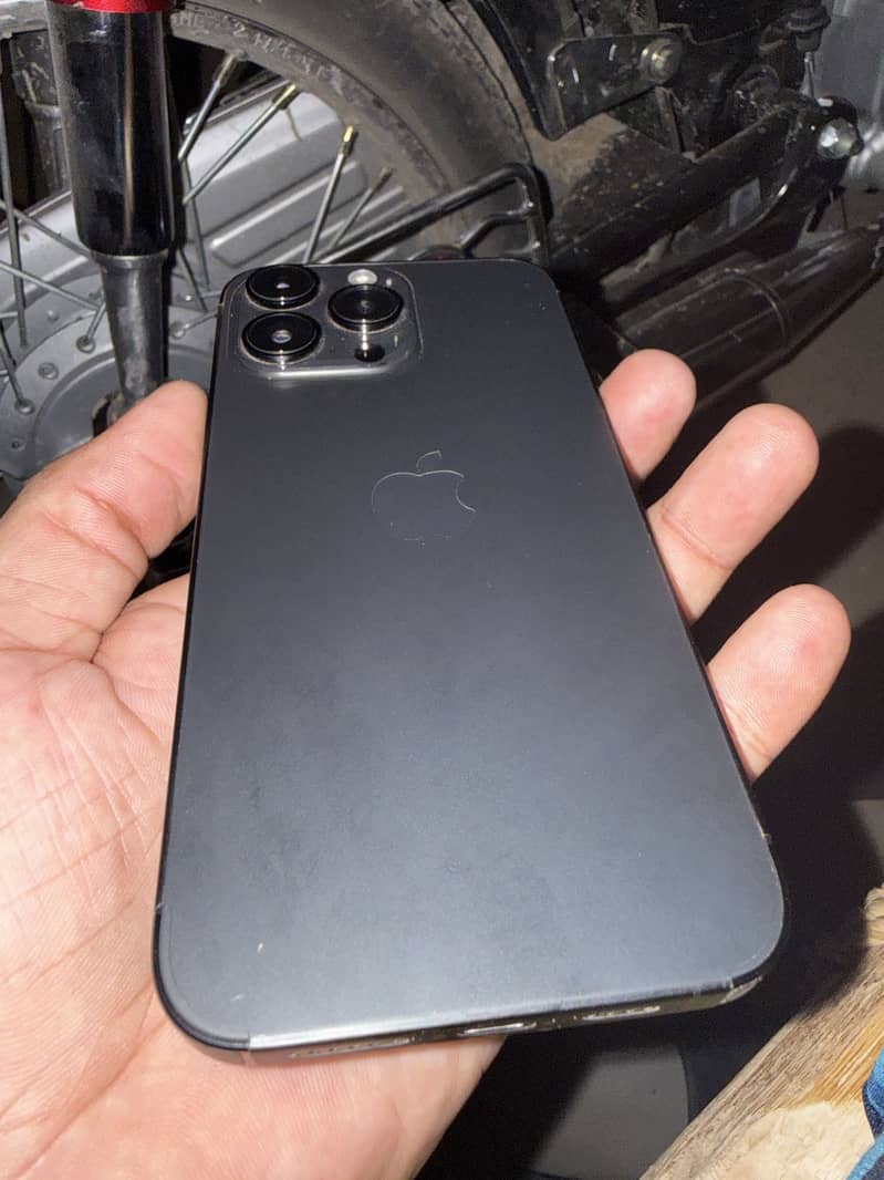 Apple iPhone 14 Pro Max 5