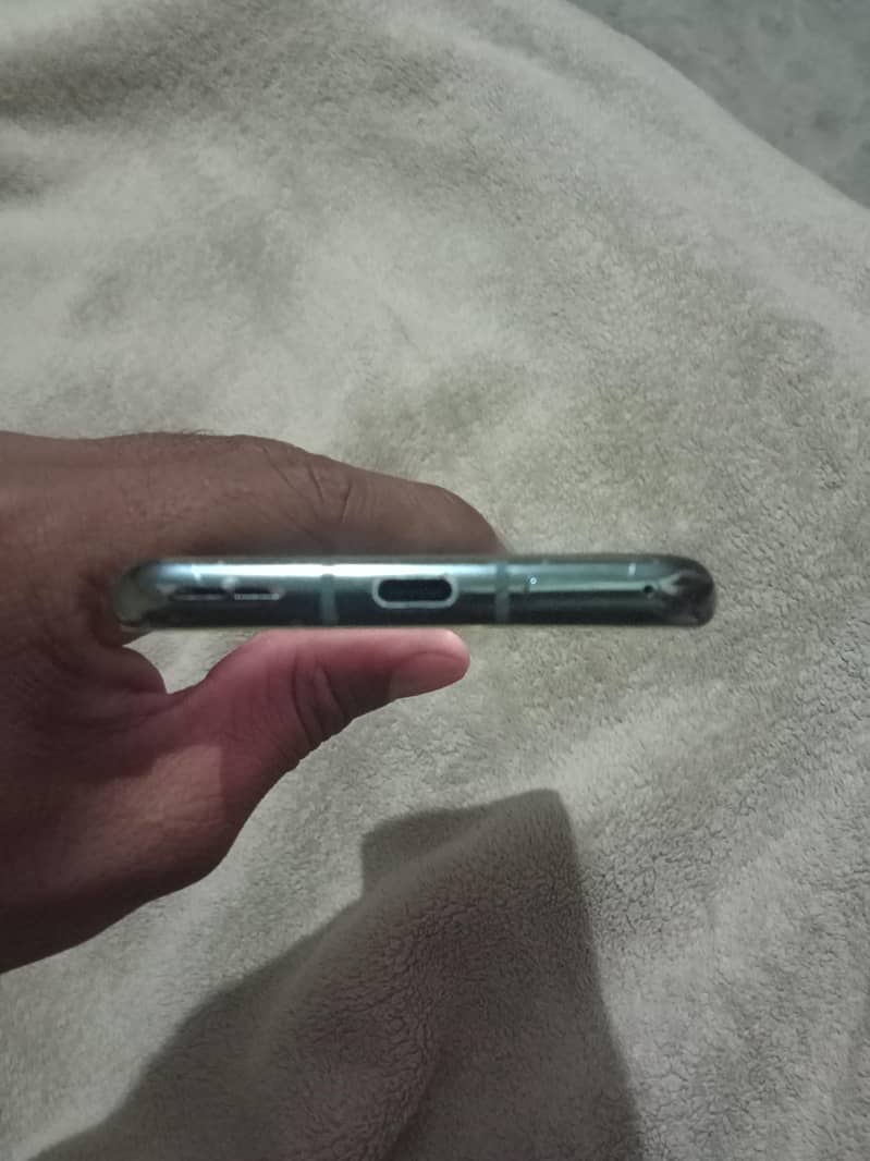 One Plus 9 Pro 4