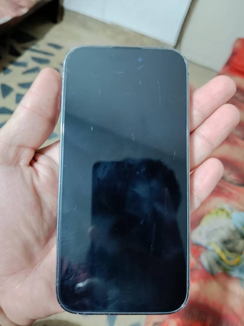 Apple iPhone 14 Pro 0