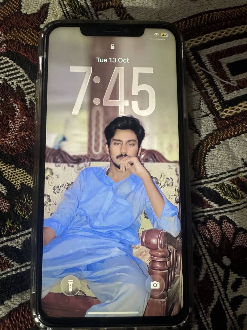 Apple iPhone 11 Pro Max 0
