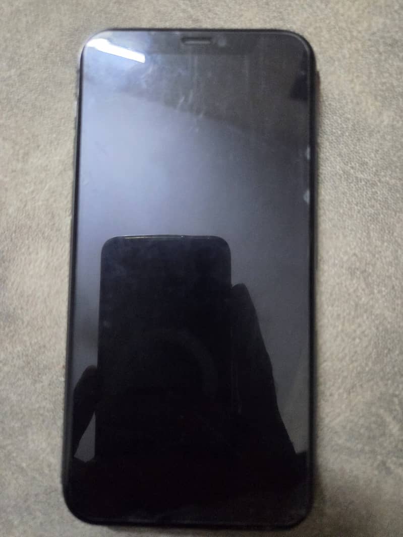 Apple iPhone 11 Pro 2
