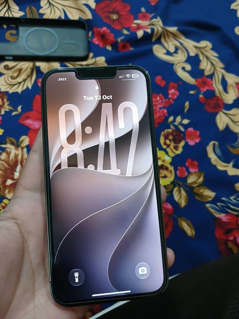 Apple iPhone 13 Pro 5