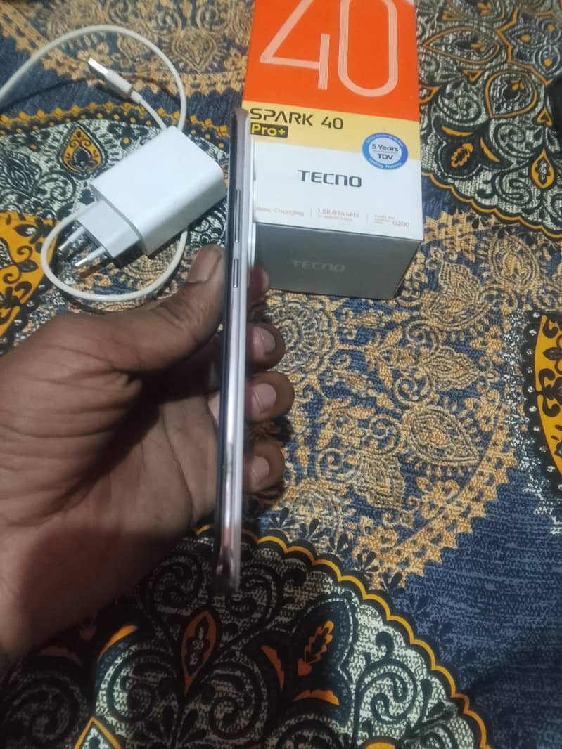 sparak 40pro pluse 3