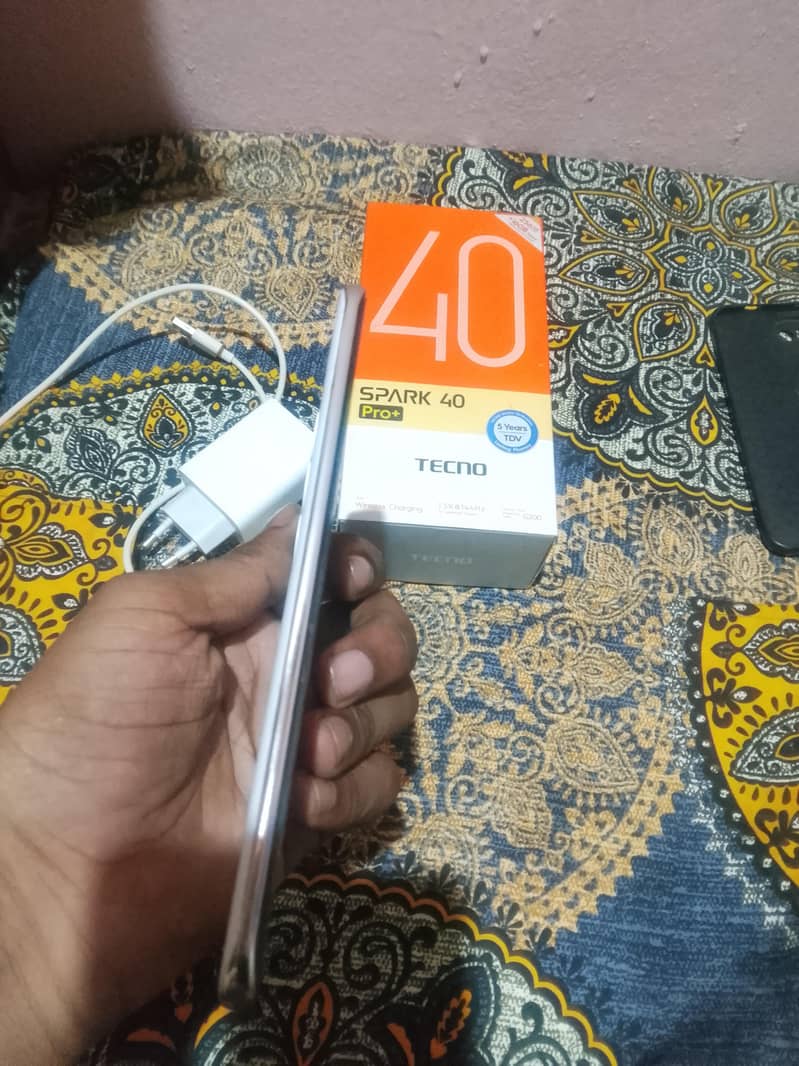 sparak 40pro pluse 8