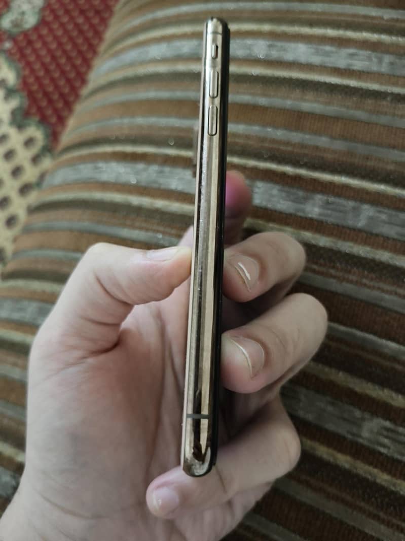 Apple iPhone XS 2
