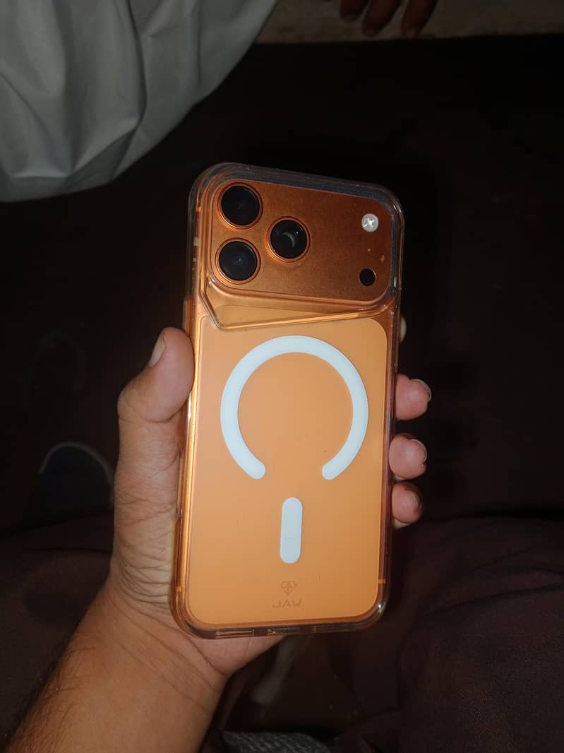 Apple iPhone 17 Pro Max 1