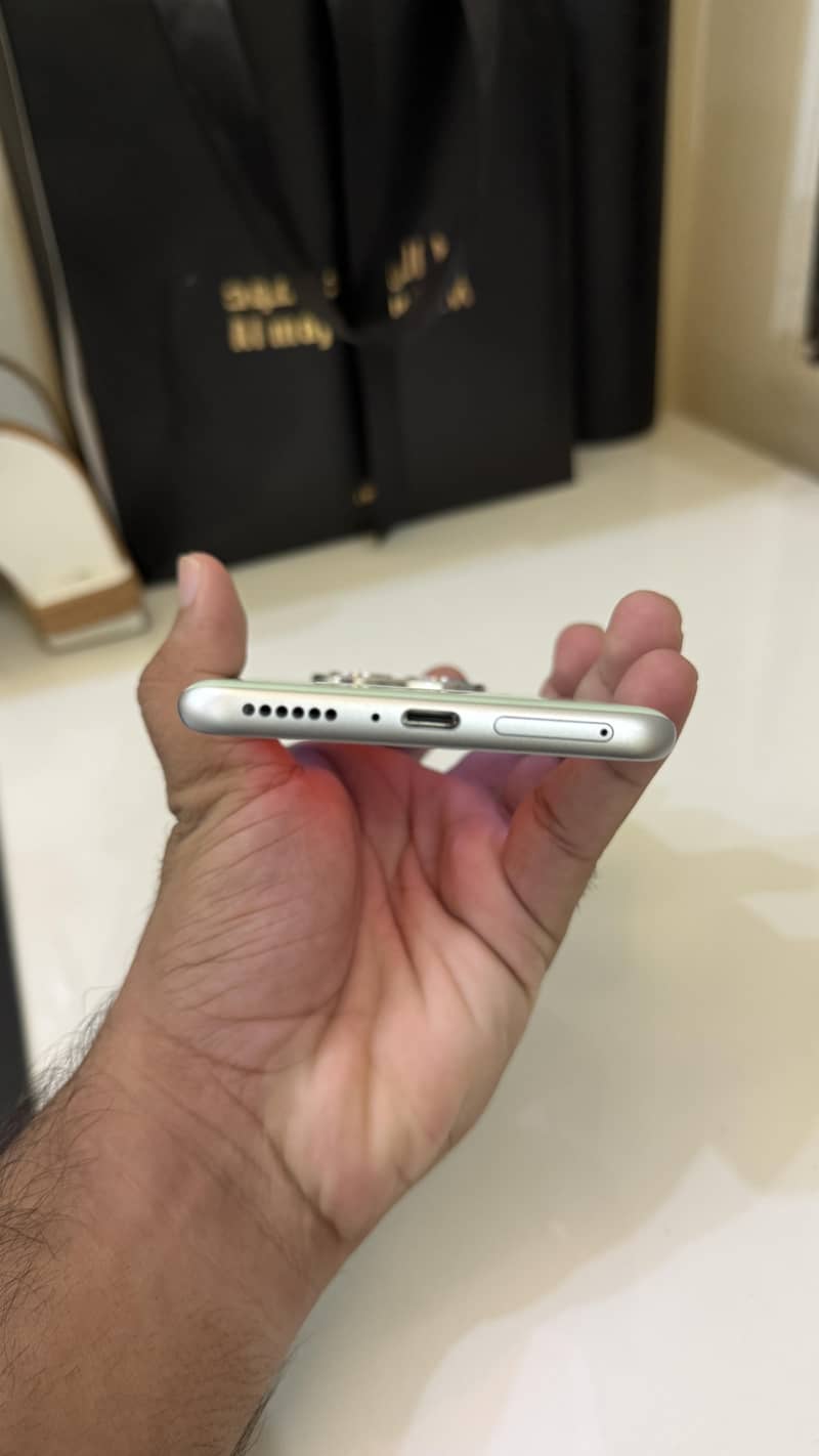 Xiaomi Redmi Note 15 4