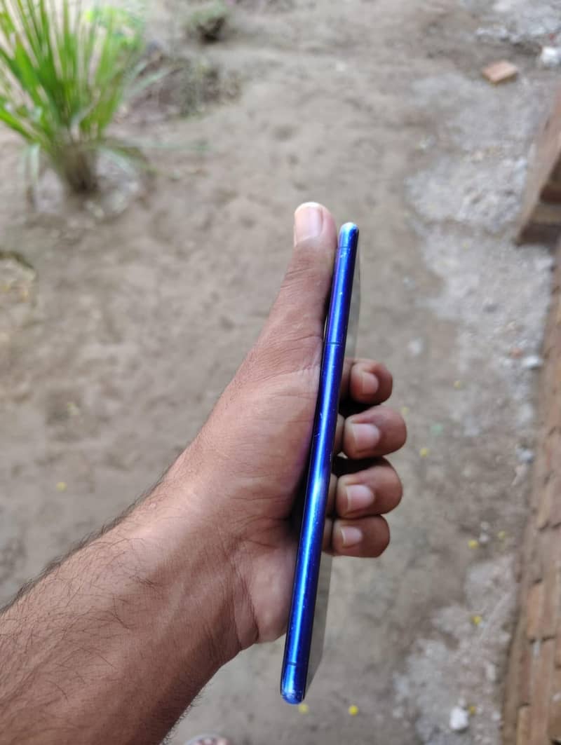 Sony 1 6