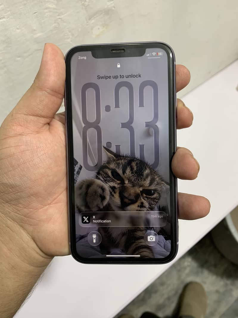 Apple iPhone 11 7