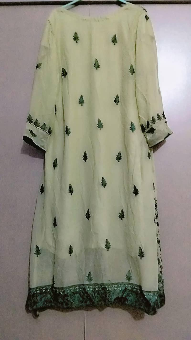 light green 2