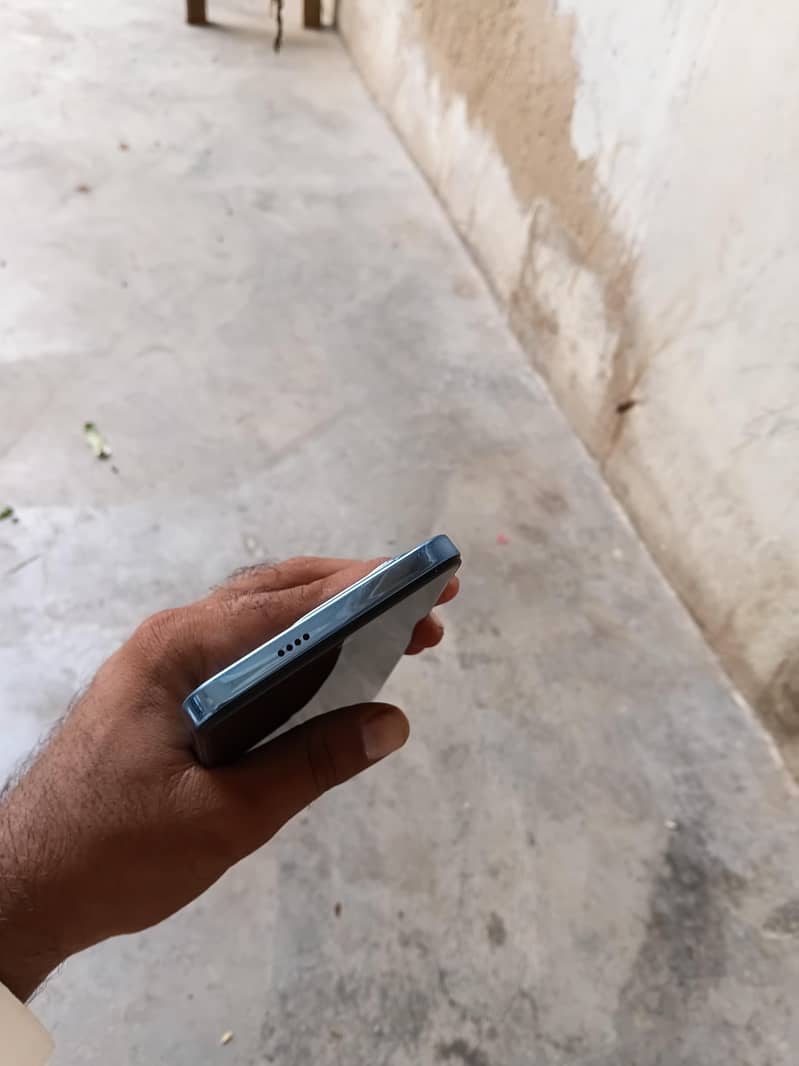 Tecno Spark 20 3