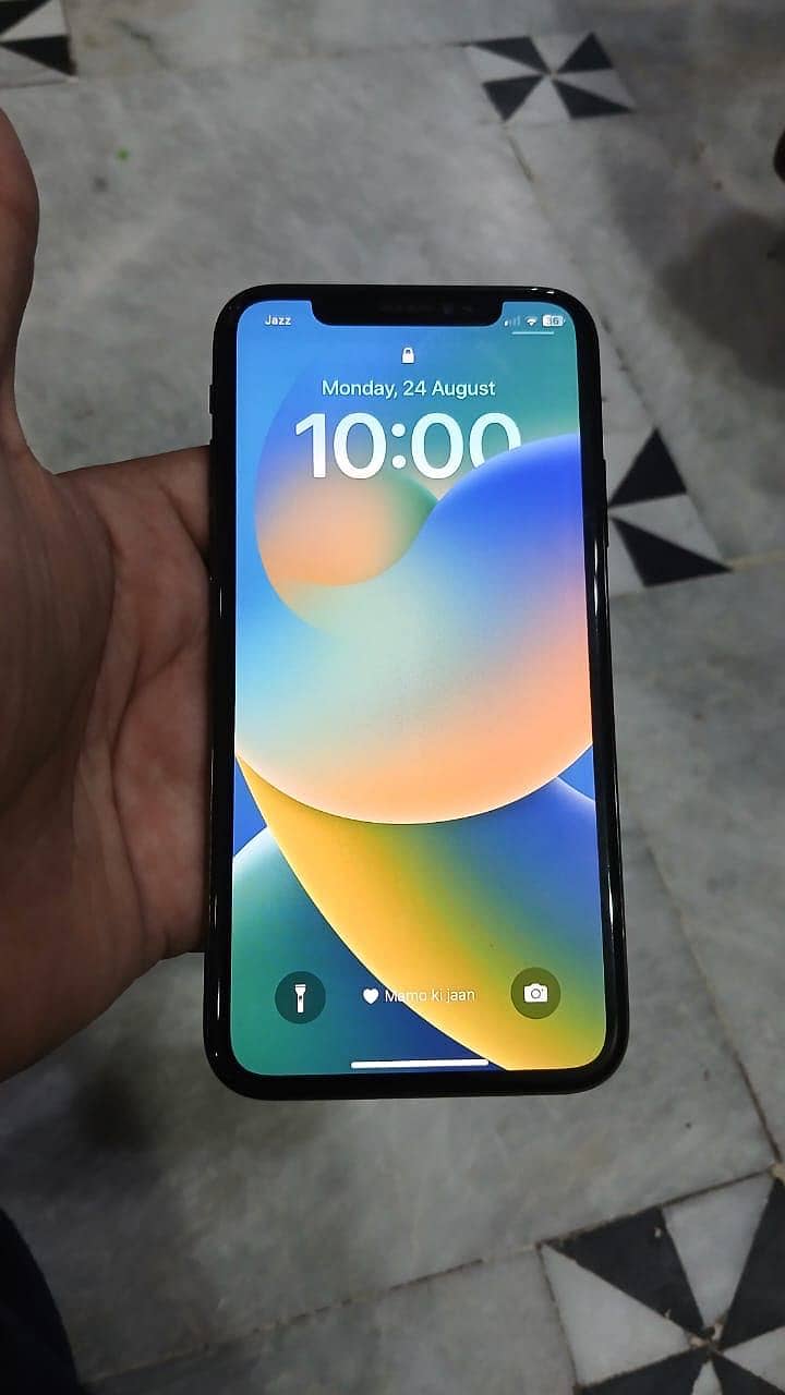 Apple iPhone X 3
