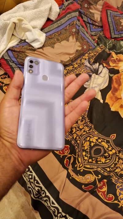 Infinix Hot 11 Play