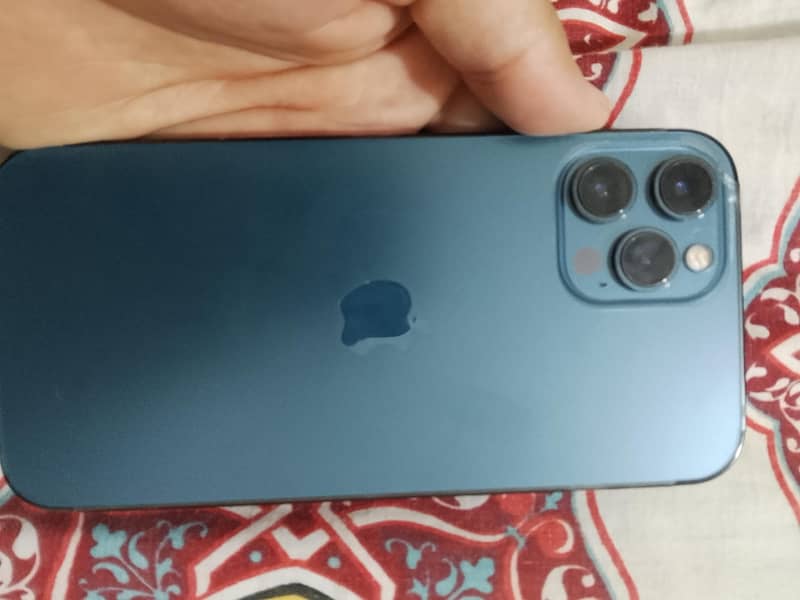 Apple iPhone 12 Pro Max 1