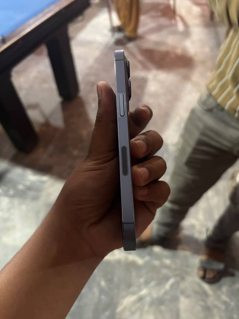 iPhone 13 Pro FU 4