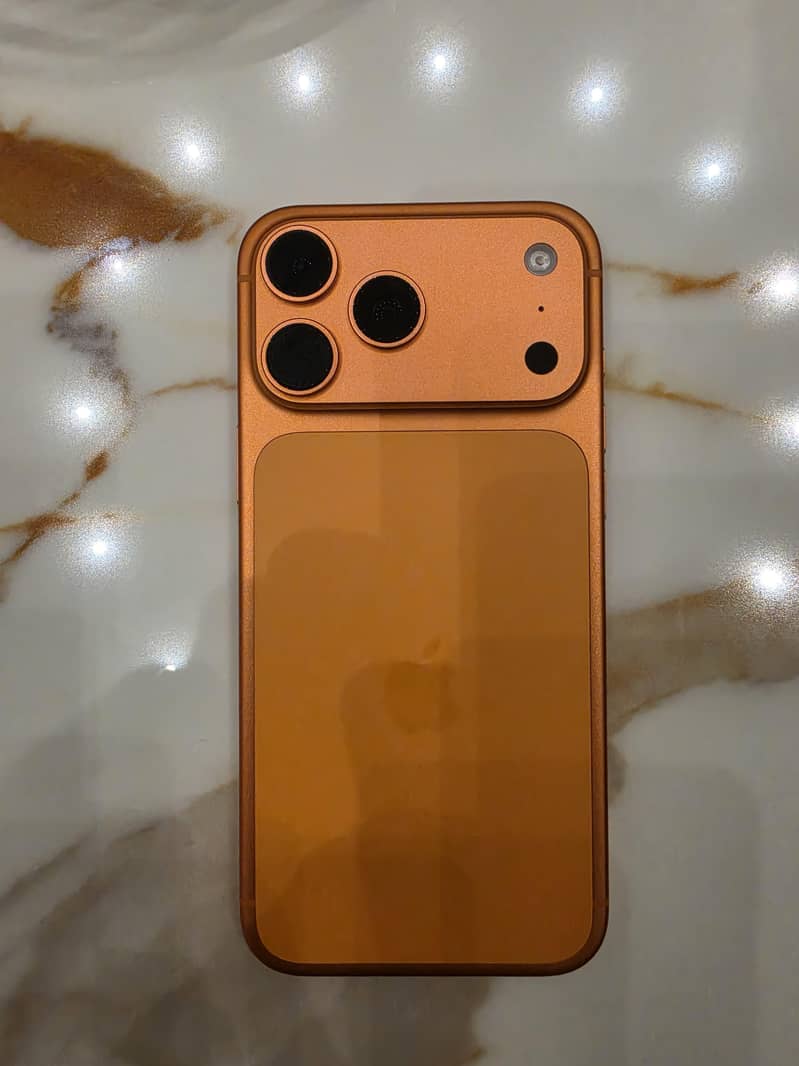 Apple iPhone 17 Pro Max 6