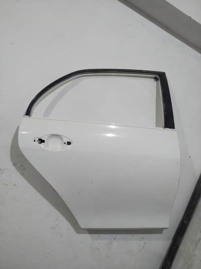 xio x croll door