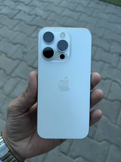 Apple iPhone 15 Pro