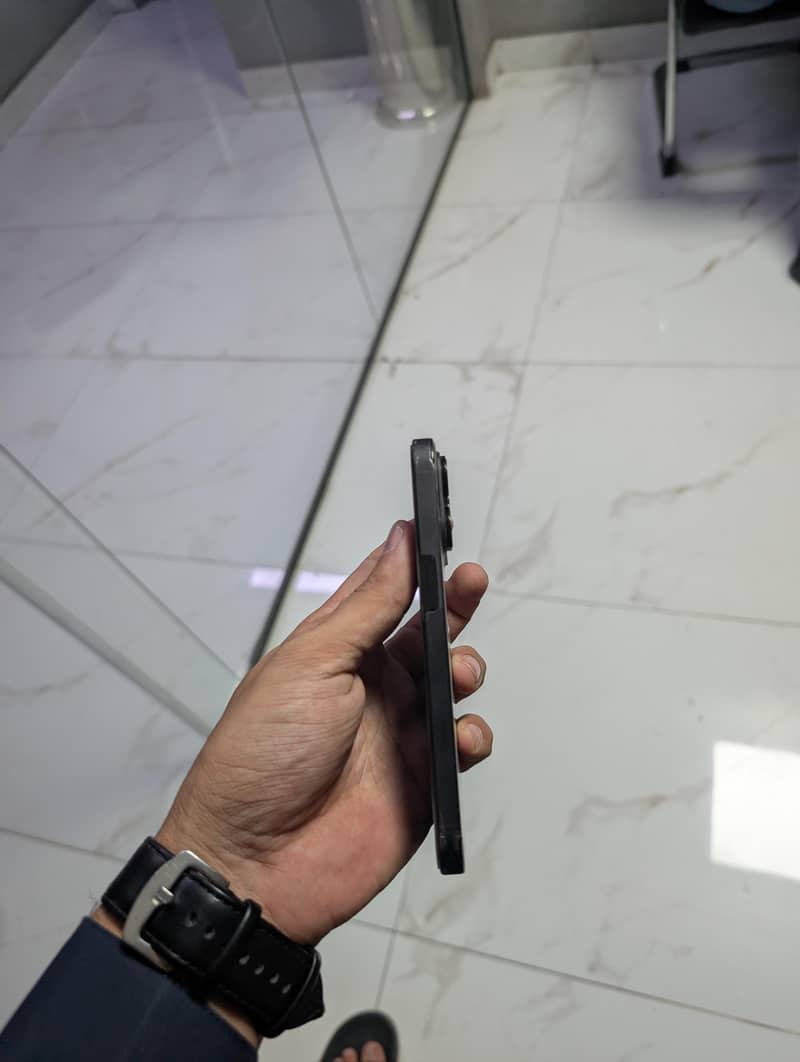 Apple iPhone 14 Pro 3