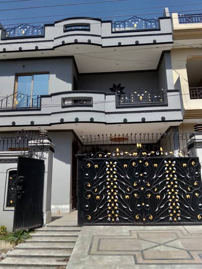10 Marla Beautiful Triple Storey House Urgent For Sale Prime location G block in Sabzazar