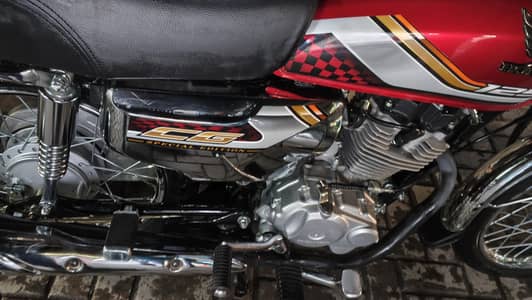 Honda cg 125 self start . total jenuin