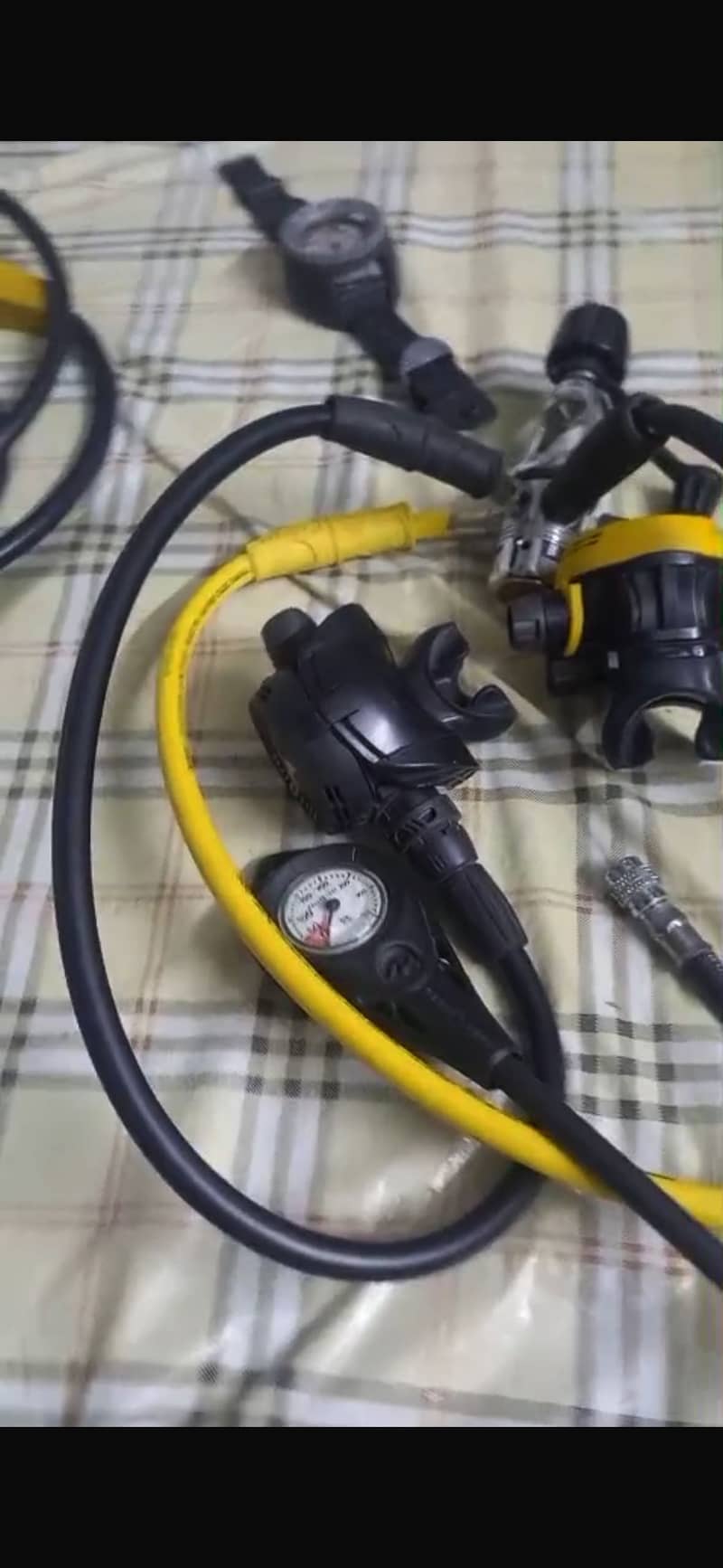 Professional scuba diving regulators 0
