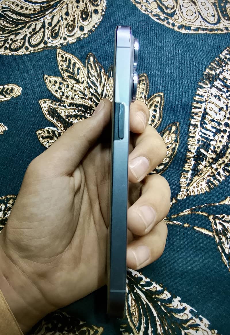 Apple iPhone 13 Pro 5