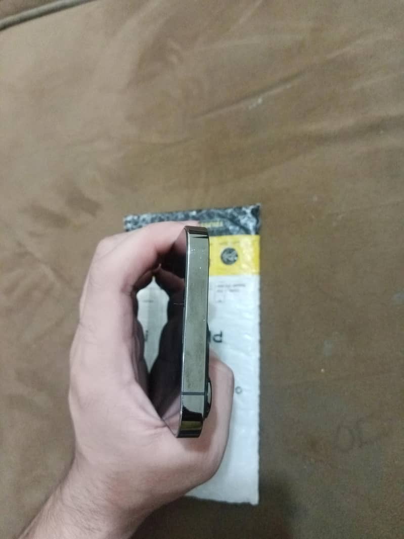 IPhone 13 Pro 3