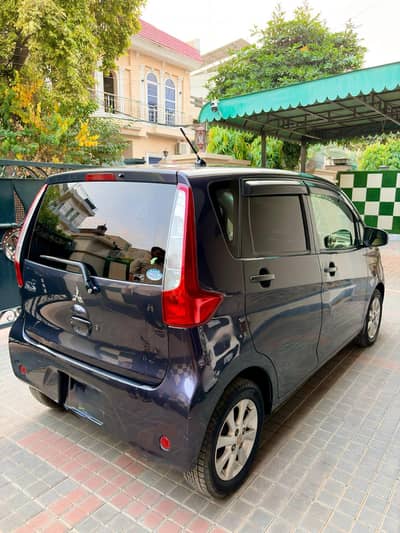 Mitsubishi Ek Wagon 2015