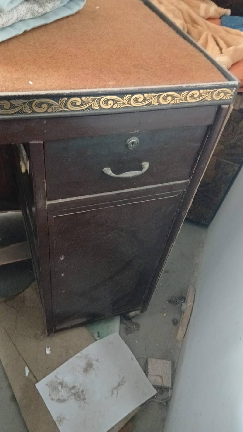 Office Table 1