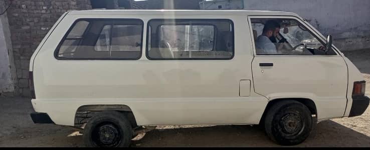 Toyota Van 1986