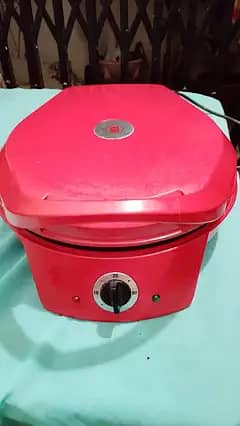 Westpoint  Deluxe 12 inch pizza maker