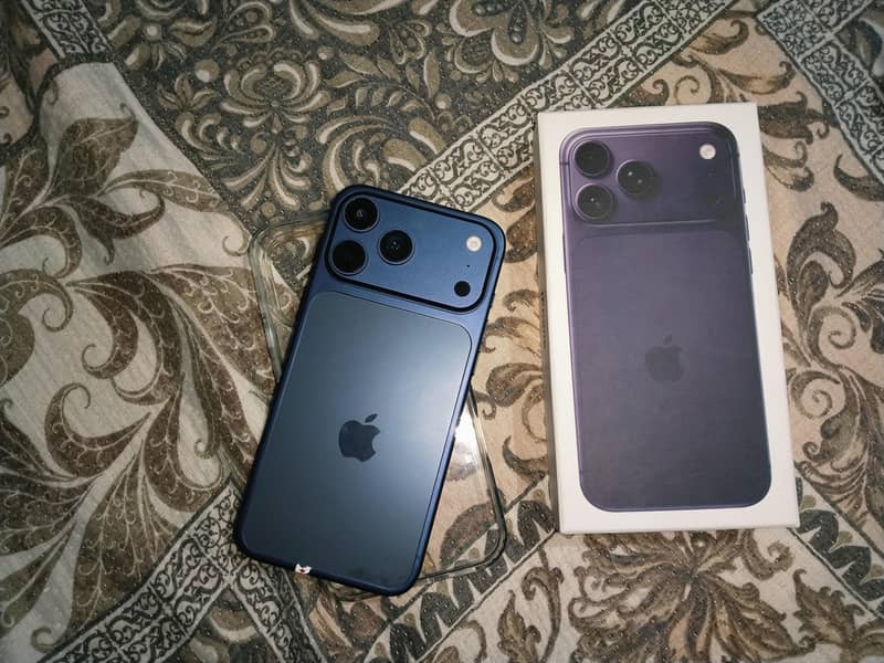 Apple iPhone 17 Pro Max 1