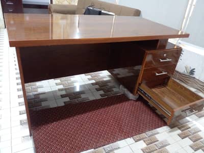 Executive Office Workstation Table with 3 Drawers – Premium Wooden Des