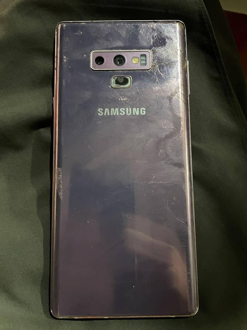 Samsung Mobile Note 9 1