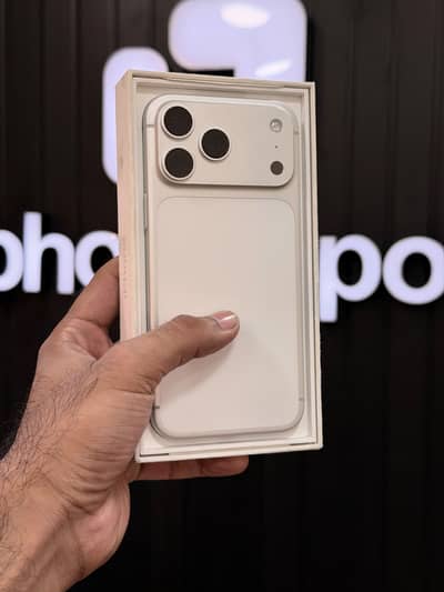 iPhone 17 pro max 256GB LLA Non-PTA Factory Unlocked Water pack With