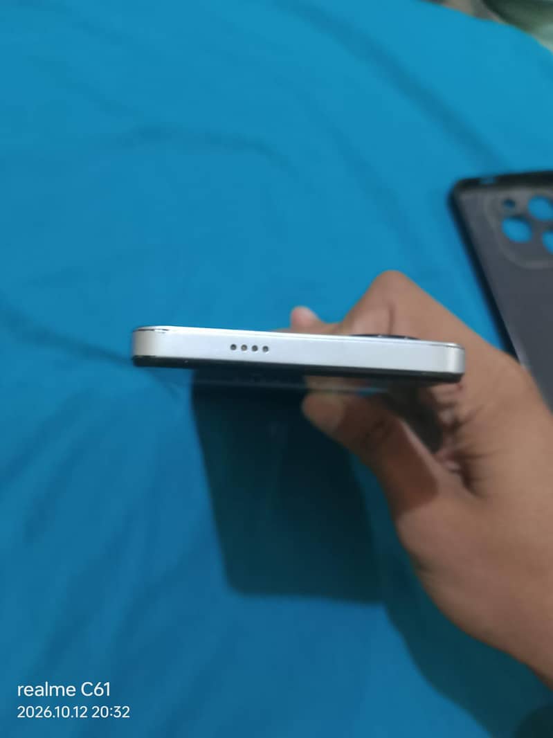 Tecno Spark 20C 4