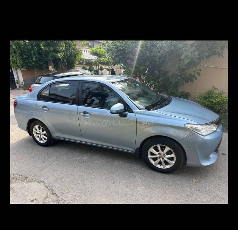 Toyota Corolla Axio 2015 1