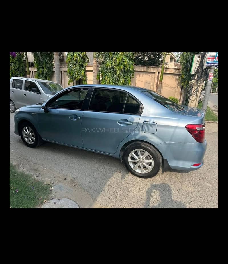 Toyota Corolla Axio 2015 3