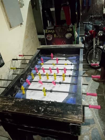 Complete football table with 4 balls A1 condition 20,000 rupees