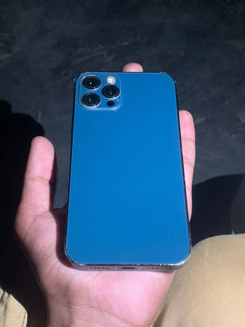 Apple iPhone 12 Pro 2