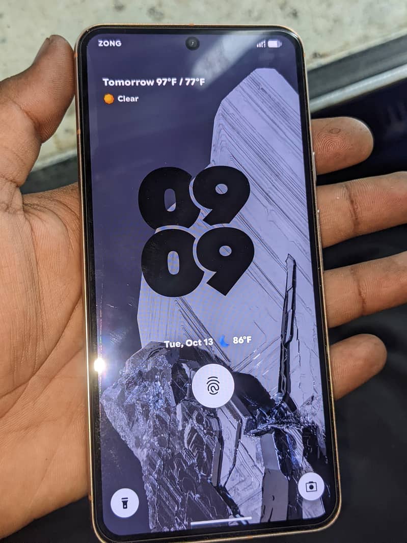 Google Pixel 8 2