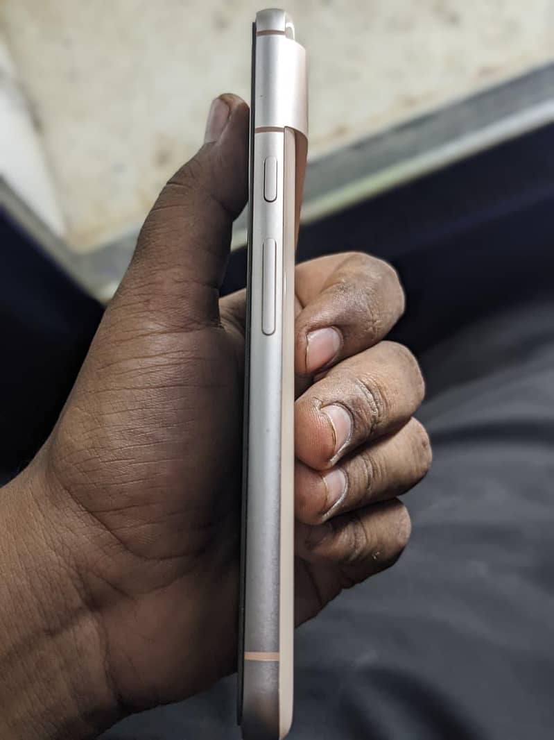 Google Pixel 8 5